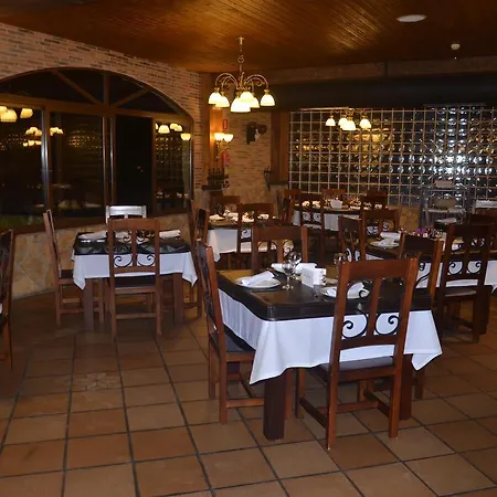 Complejo Turistico La Pinada 2* Gilet