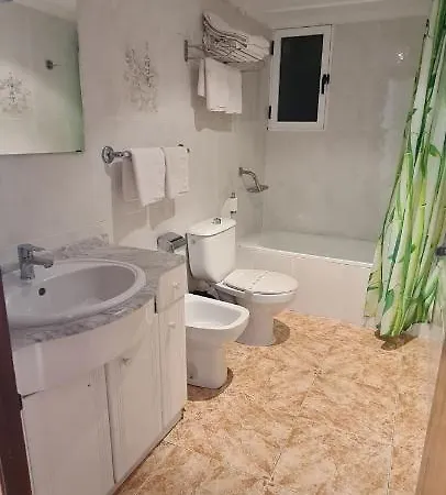 Отель Complejo Turistico La Pinada 2*