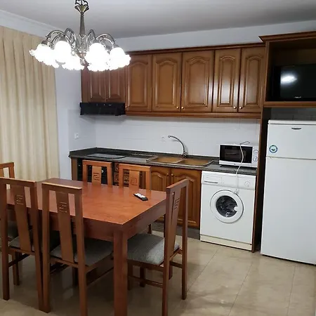 Отель Complejo Turistico La Pinada Gilet